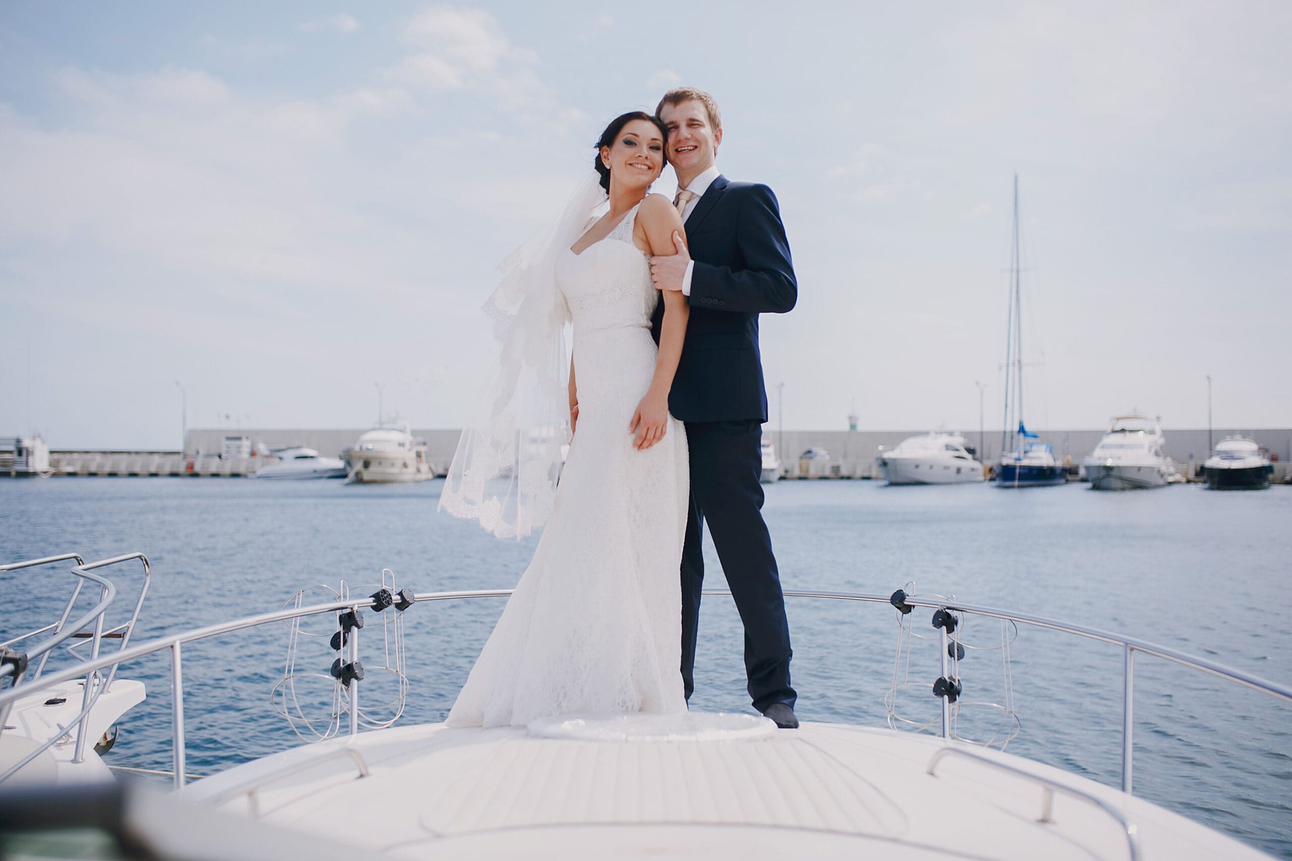 yacht rental for wedding